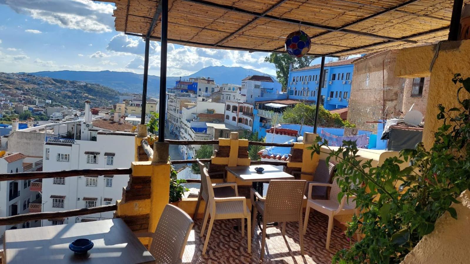 Dream House Sebanine Hotel Чефчауен Екстериор снимка